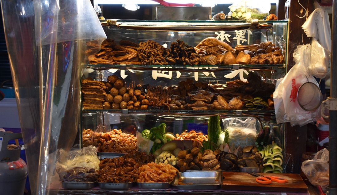 Delicious seafood snacks at a Taiwan food market