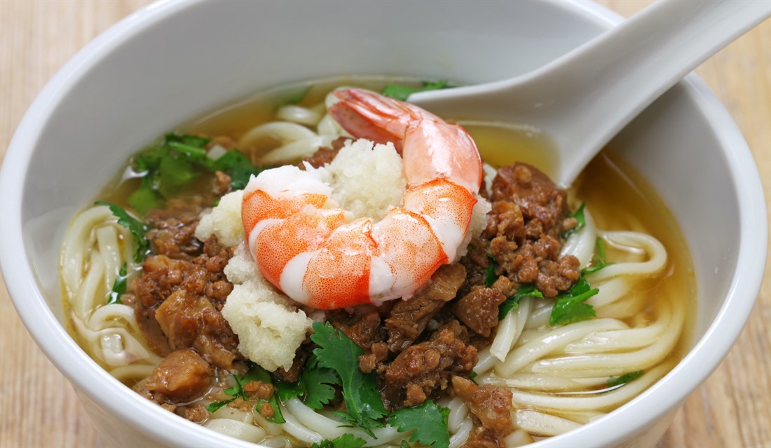 homemade taiwanese danzai noodle soup