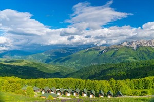 Jeep Safari on Bjelasica Mountain including lunch at Eko Katun Vranjak 1