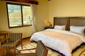 Mountain Lodges of Nepal | Dhampus Lodge bedroom