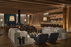 Lounge bar