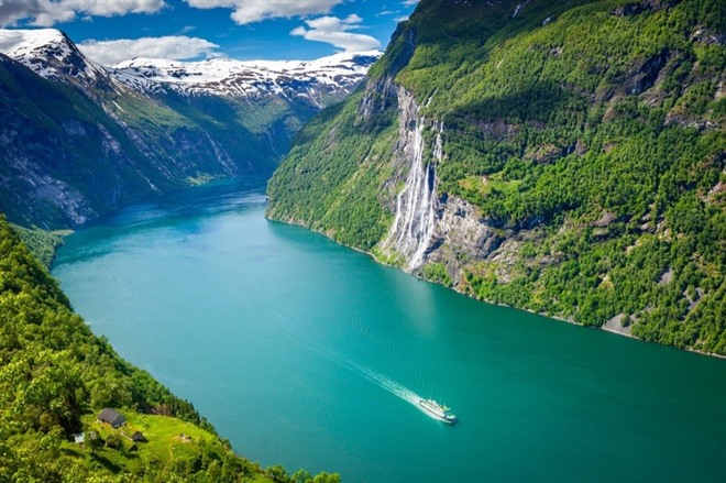 ROMSDALEN TO GEIRANGER