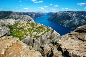 Essential Lysefjord 1