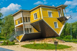 Tagurpidi Maja - a yellow house upside down, Tartu